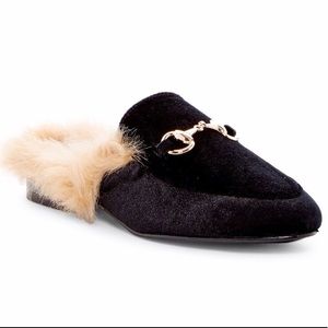 Cape Robbin Adel Faux Fur Slip On Mules
